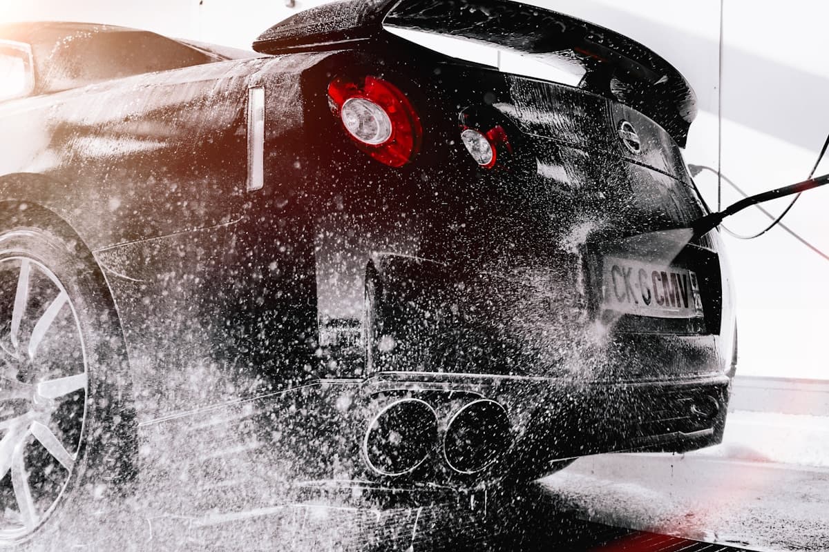 غسيل السيارات